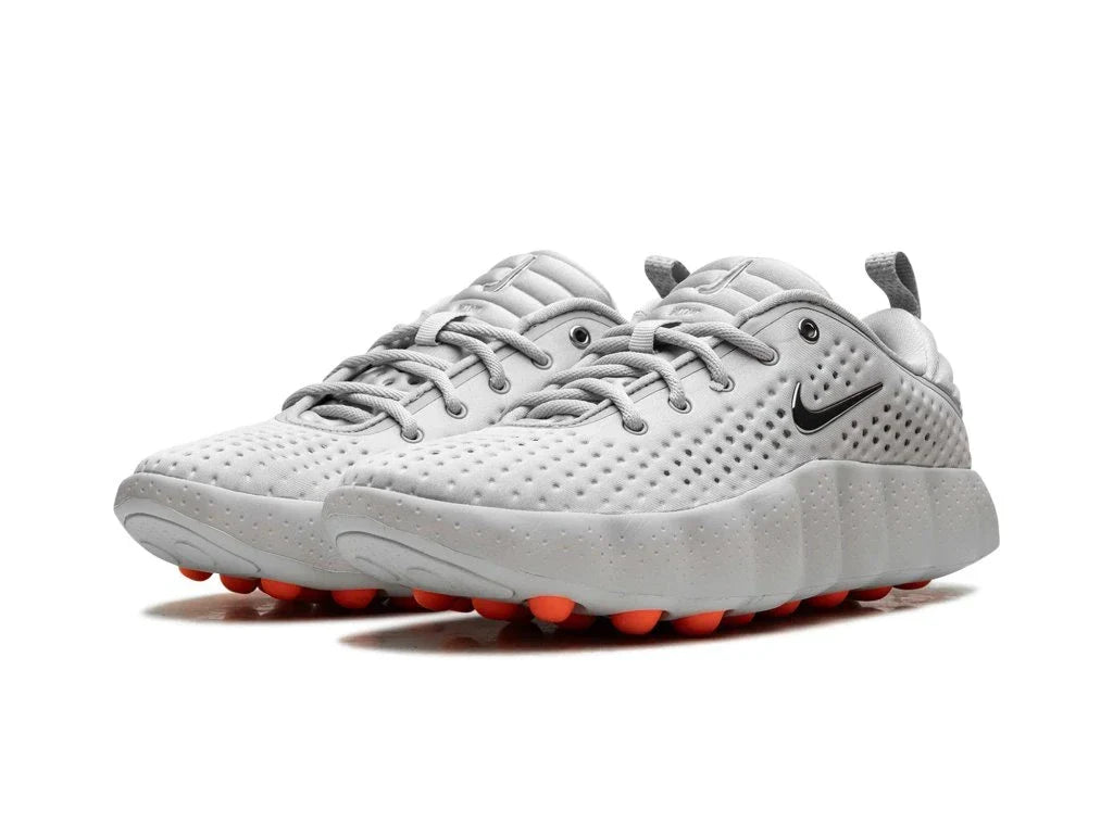 Nike Mind 002 WMNS Light Smoke Grey Hyper Crimson