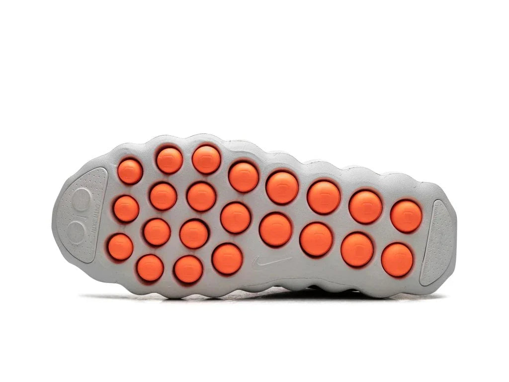 Nike Mind 002 WMNS Light Smoke Grey Hyper Crimson
